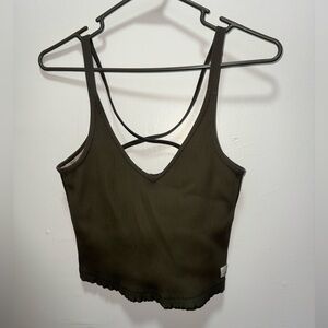 Vuori ribbed cropped top size medium green